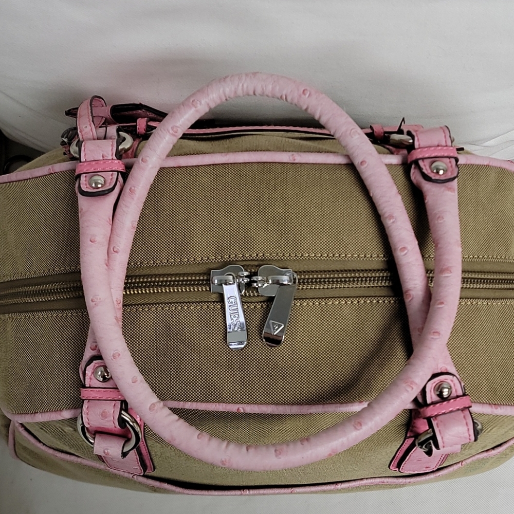 Guess Avignon travel dome carry-on hand bag - Picture 3 of 16